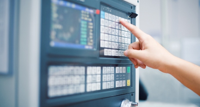 G Code vs M Code: Differences in CNC Manufacturing Image blog